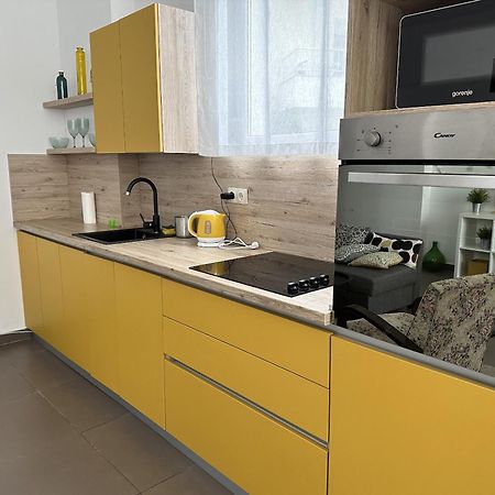 Apartments Luce Trogir Exterior photo
